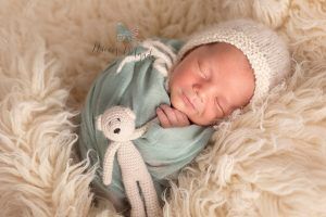 se-puede-realizar-una-sesion-de-newborn-a-un-bebe-con-problemas-saludables